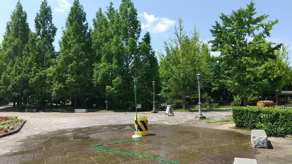 スプリンクラーによるクールダウン </td>
</tr>
</tbody>
</table>
</td>
</tr>
</tbody>
</table>
</td>
</tr>
</tbody>
</table>
</td>
</tr>
<tr><td> </td></tr>
<tr>
<td align= スプリンクラーによるクールダウン